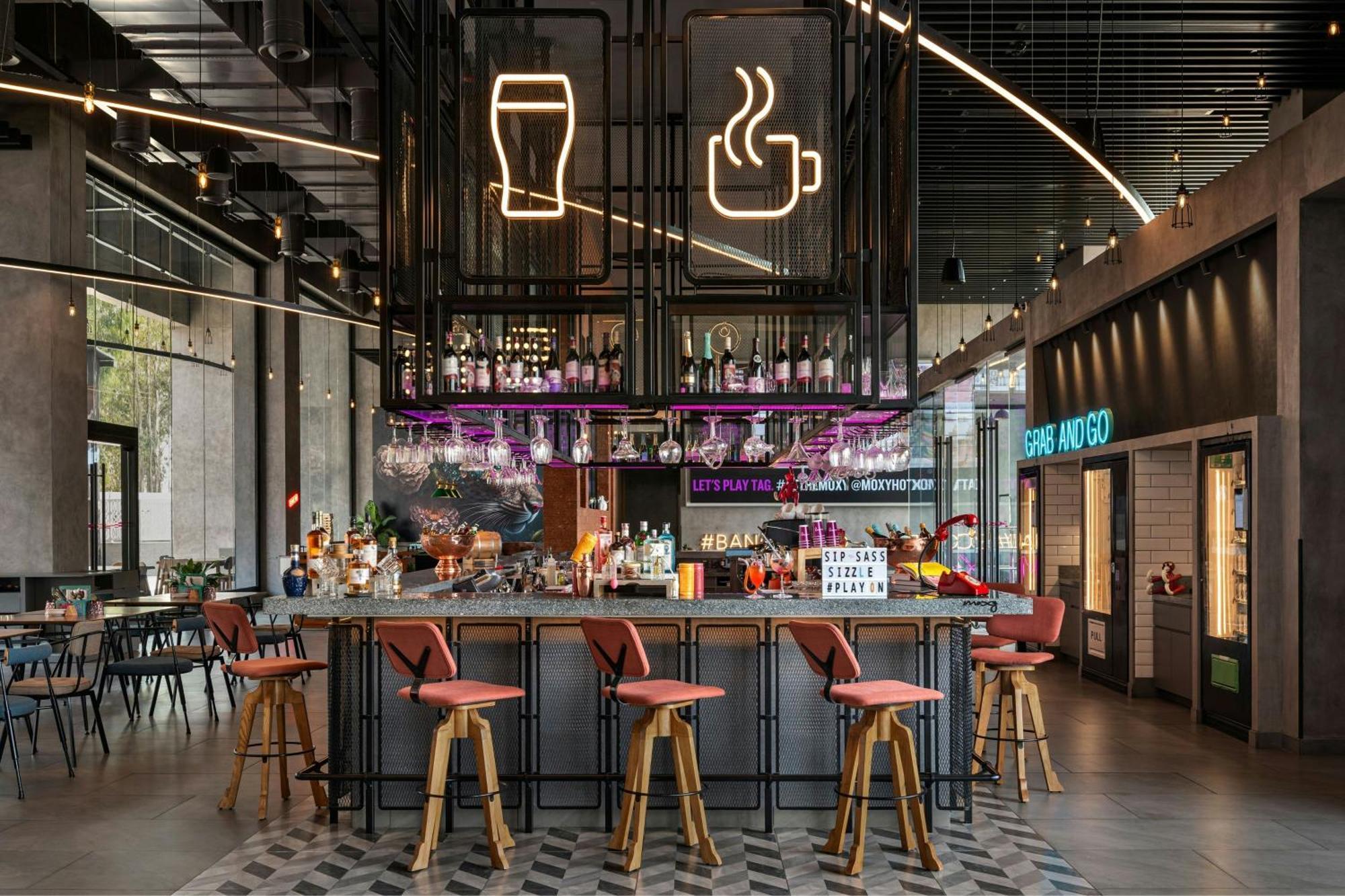 Hotel Moxy Bengaluru Airport Prestige Tech Cloud Devanahalli Esterno foto